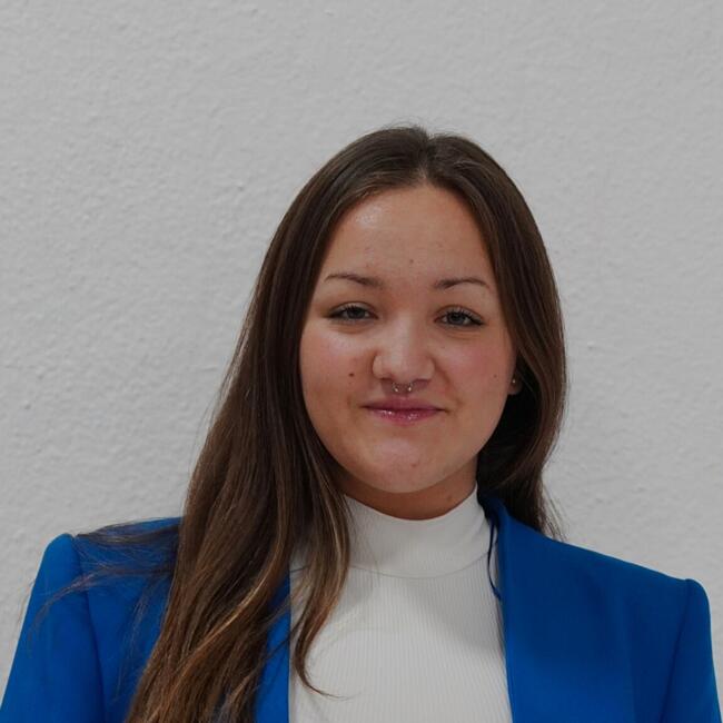 Babysitter in Dos Hermanas: Claudia