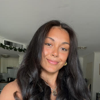 Babysitting job in Sydney: babysitting job Evangelina