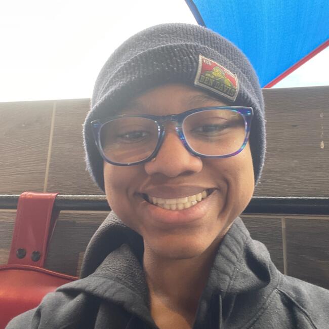 Babysitter in Phoenix: Adrienne