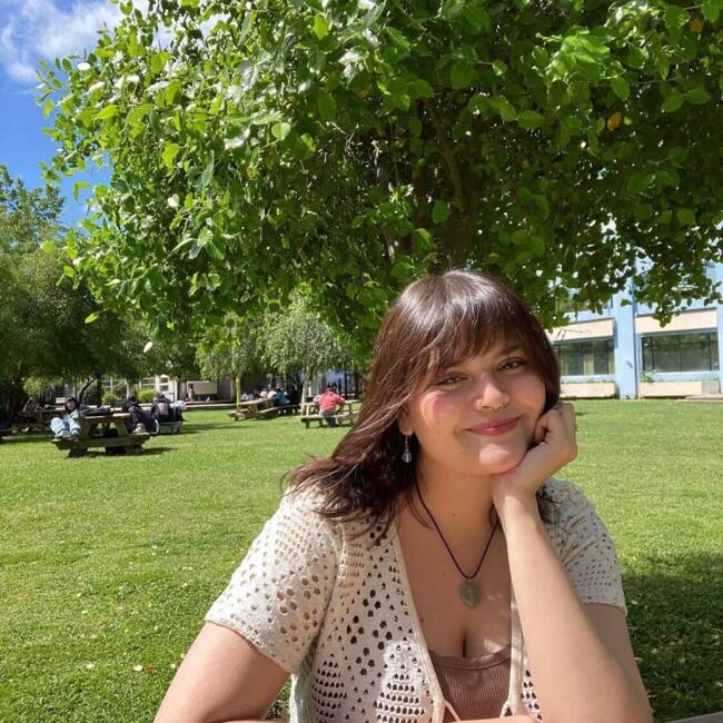 Niñera en Hualañe: Flo