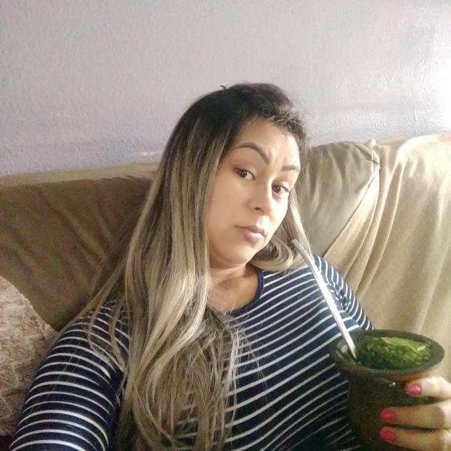 Babysitter in Alvorada (Rio Grande do Sul): ALINE MAIARA