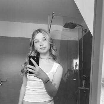 Babysitter in Schnaittach: Leonie