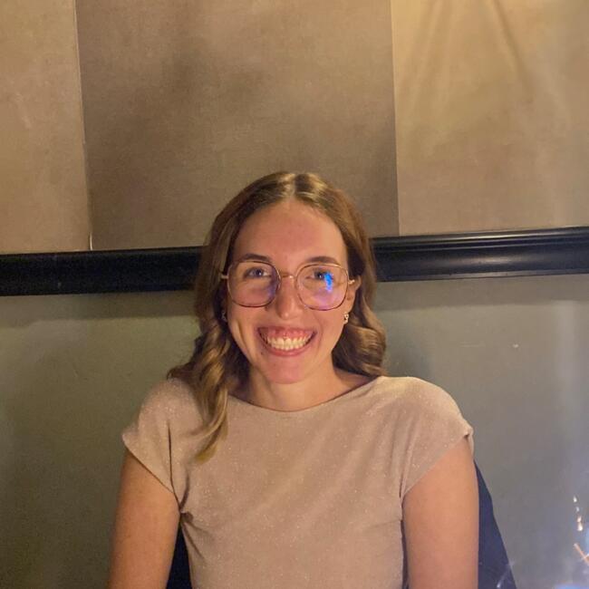 Babysitter in Steenput: Oceane