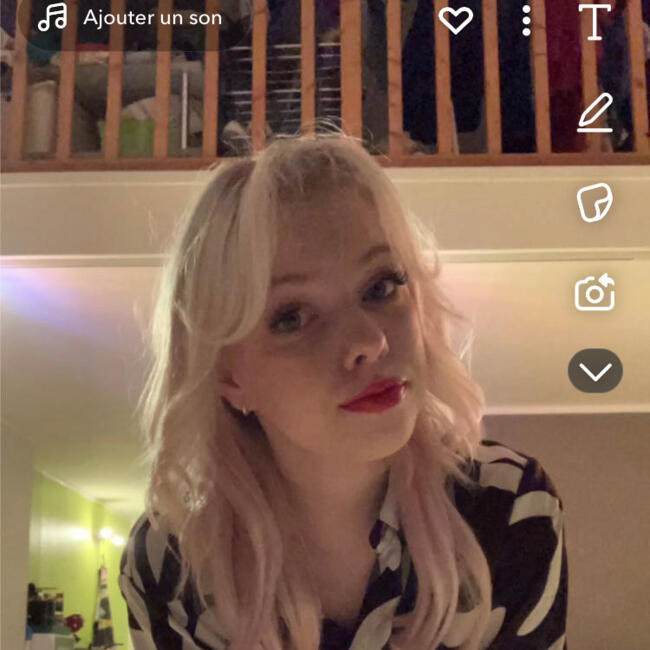 Babysitter in Cannes: Amandine