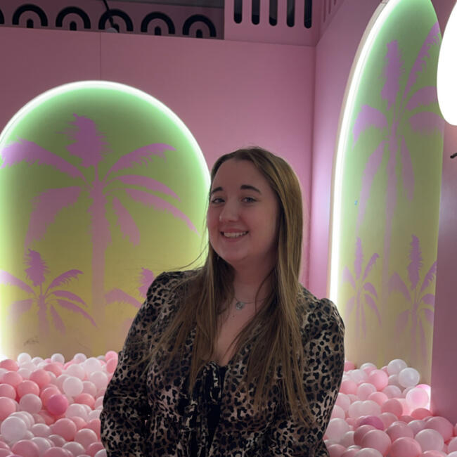 Babysitter in Châtellerault: Lisa