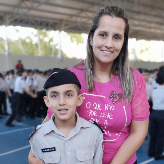 Babá em Pouso Alegre: Grízia Kelly