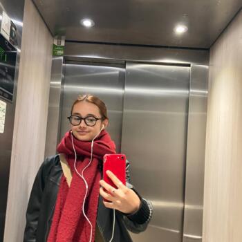 Babysitter in Lille: Lila