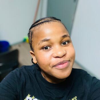 Babysitter in East London: Asive