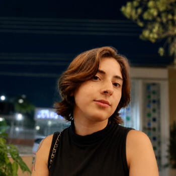Babysitter in Navegantes: Amanda