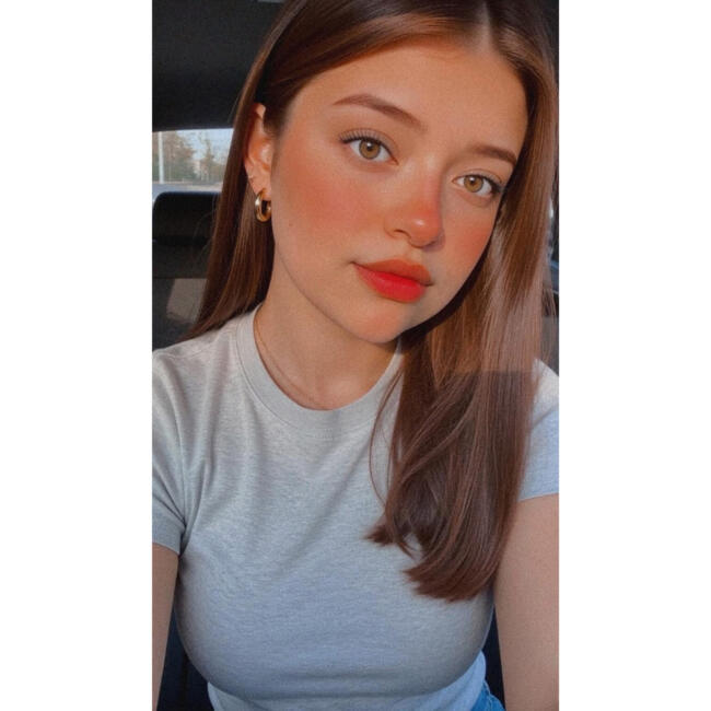 בייביסיטר ב- ירושלים: Vania