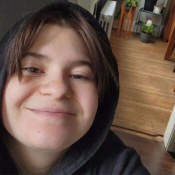 Babysitter Etobicoke: Kai