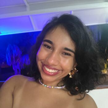 Babysitter Uberlândia: Maria Clara