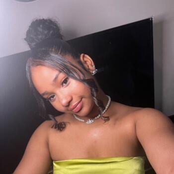 Babysitter Crawley: Mary-Kate