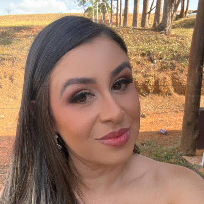 Emprego de babá em Formosa: Rayra