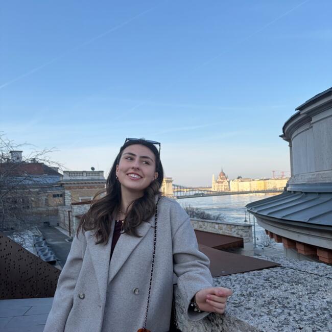 Babysitter in Madrid: Gabriela