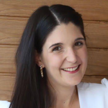 Babysitter in Batalha: Solange