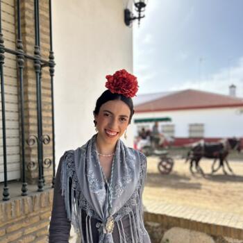 Canguro Umbrete: María Ángeles