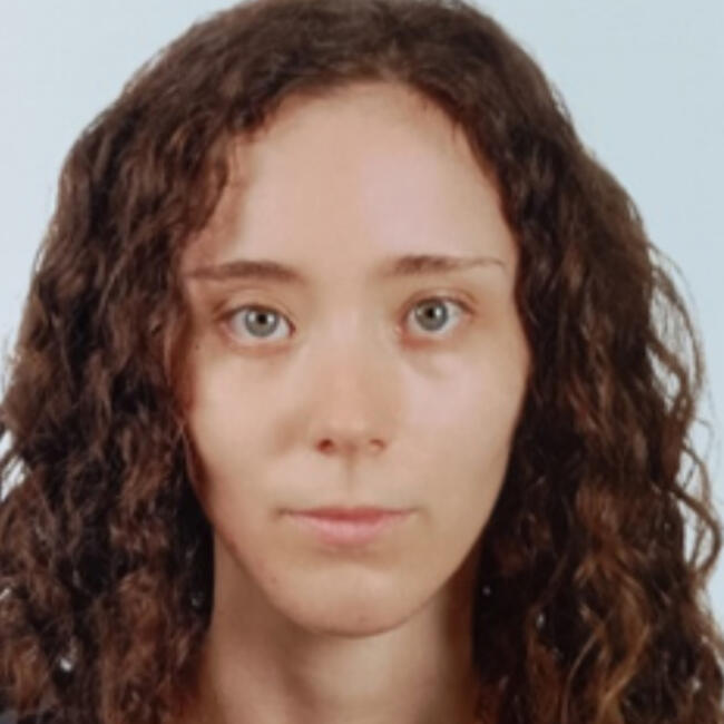 Babysitter in Valencia: Laura