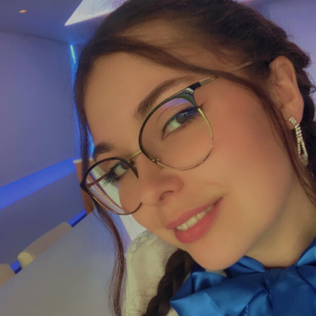 Babysitter in Cagny: Lisa