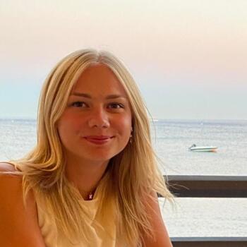 Babysitter i Holbæk: Amalie Holm