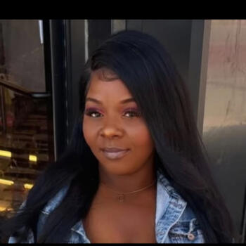 Babysitting job in Borough of Queens: babysitting job Diamond