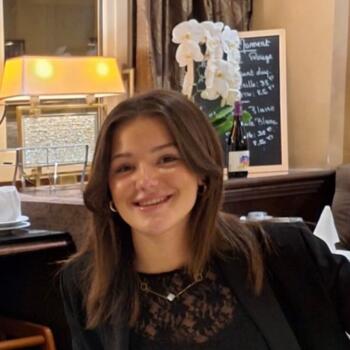Babysitter in La Garenne-Colombes: Apolline
