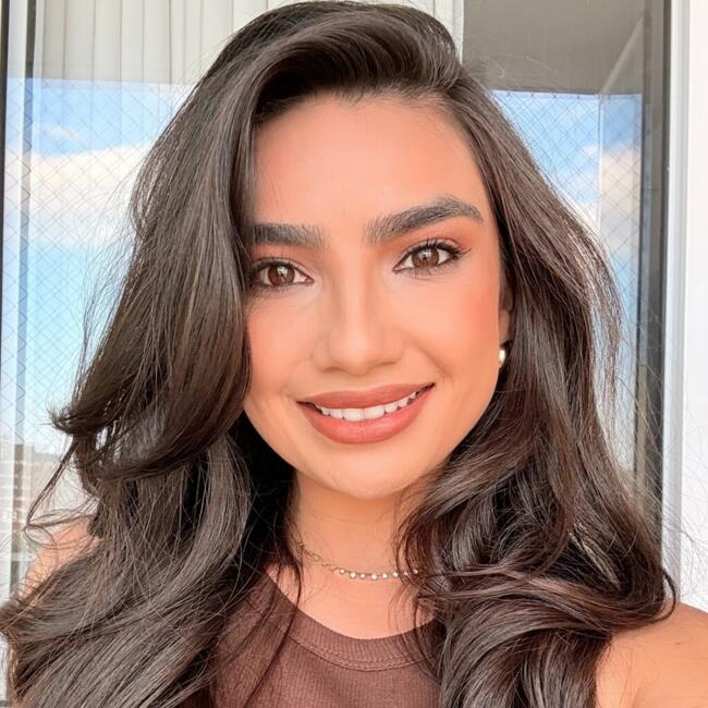 Emprego de babá em Joinville: Claudia