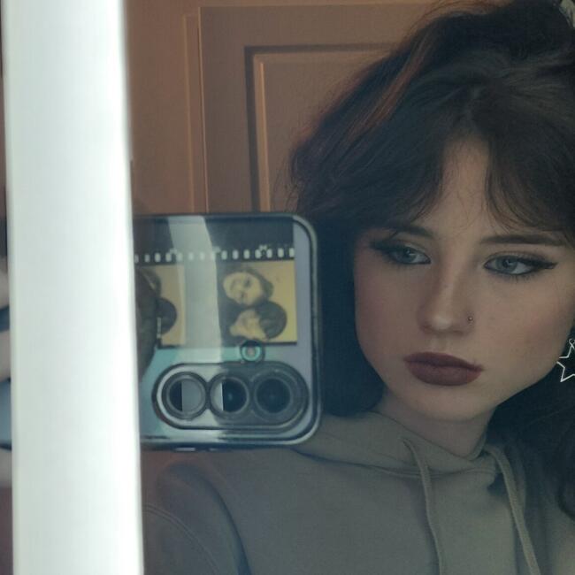 Babysitter in Steenwerck: Emma