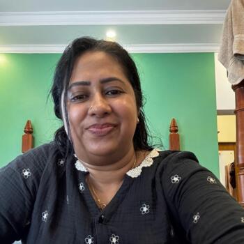 Parent Ernākulam (State of Kerala): Linet