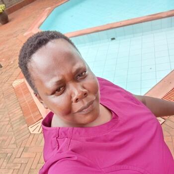 Nanny in Nairobi: Phylis