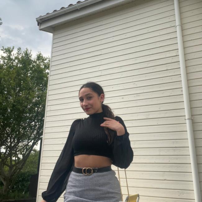 Babysitter in Biganos: Jade