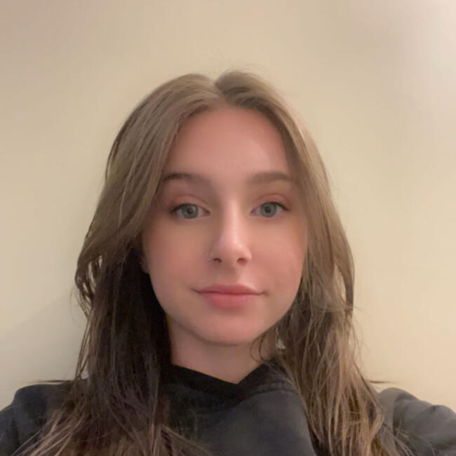 Babysitter in Rive-de-Gier: Léane