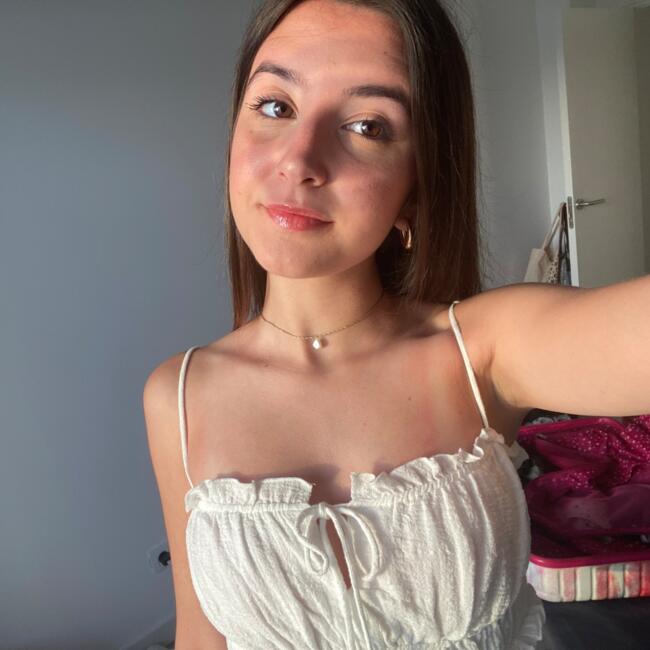 Babysitter in Castellon: Nadia