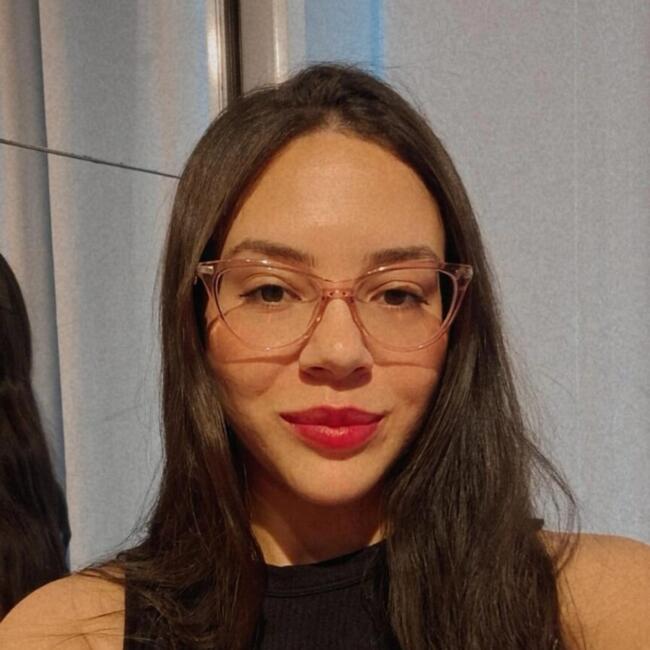 Babá em Embu das Artes: Amanda
