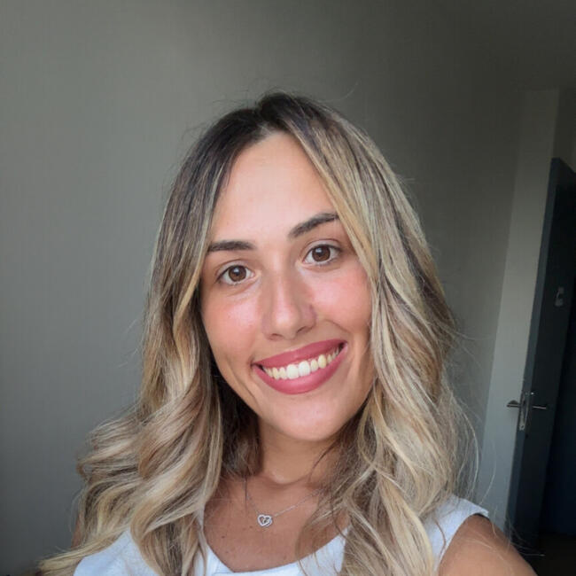 Babysitter in Marseille: Estelle