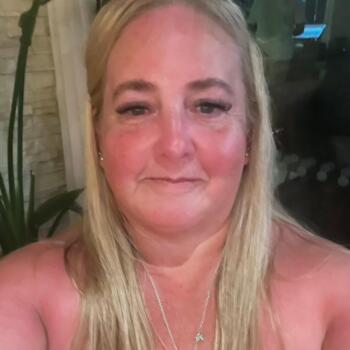 Nanny in Liverpool: Helen