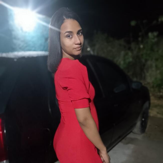 Babysitter in Camaragibe: Isabella