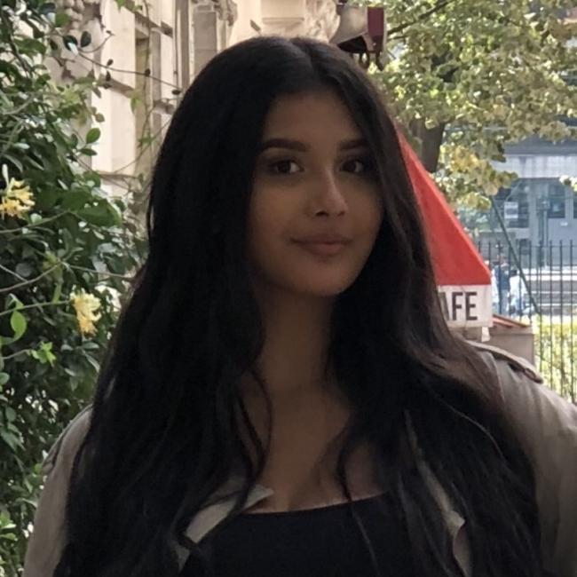 Babysitter in La Madeleine: Noha