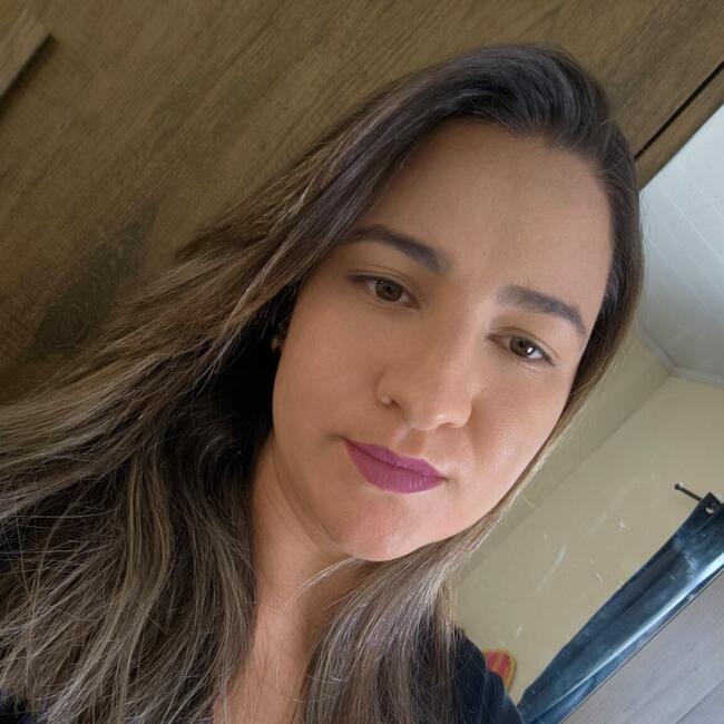 Babysitting job in Uberlândia: Talia