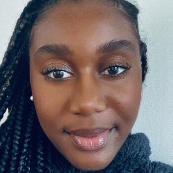 Babysitter em Almada: Erica