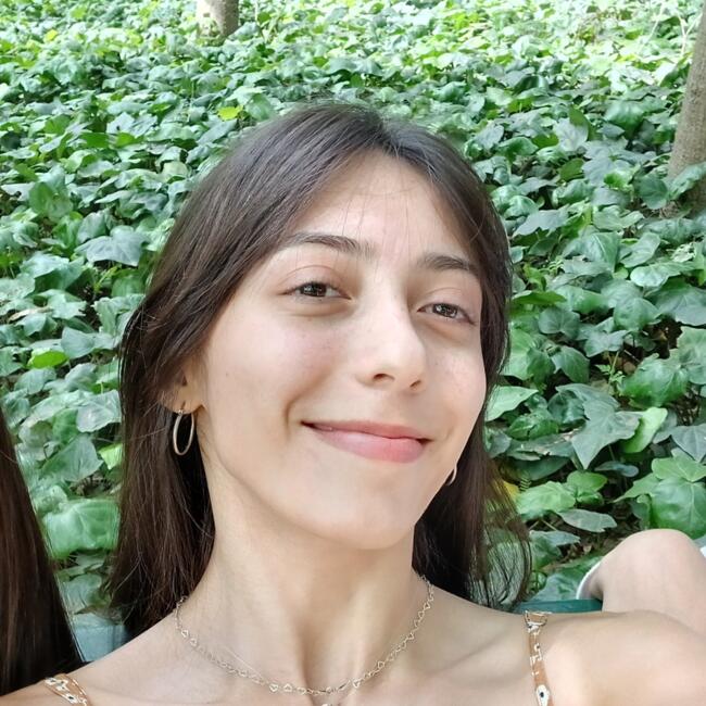 Babysitter in Morón: Mariana