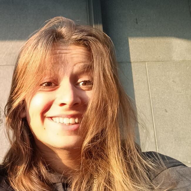 Babysitter in Sint-Lambrechts-Woluwe: Charlotte