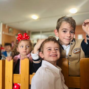 Δουλειά για babysitter στην περιοχή Γαλάτσι: δουλειά φύλαξης παιδιών Mairi