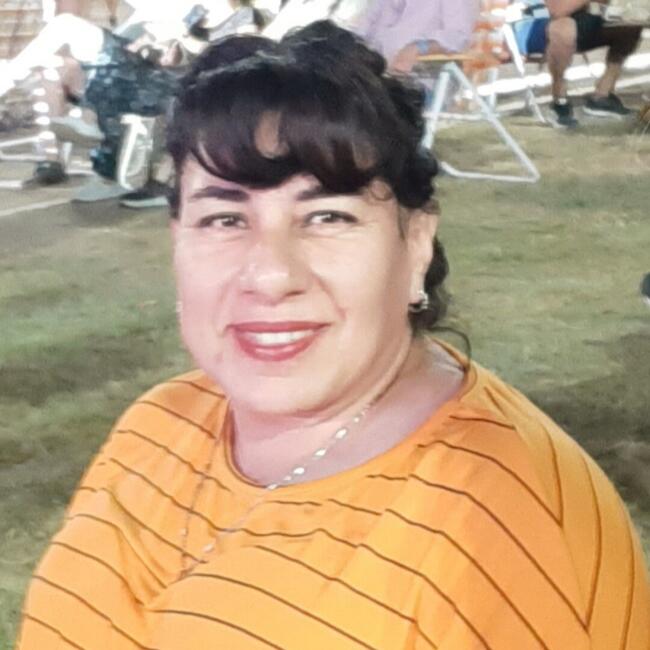 Niñera en Chimbas: María Laura