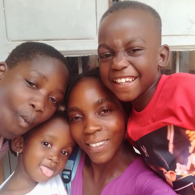 Babysitter in Kampala: Nakawunde