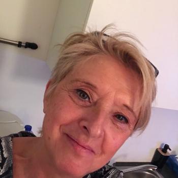 Nanny in Lint: Christina