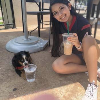 Babysitter Houston: Isabela