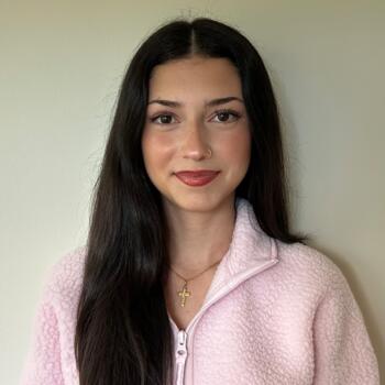 Babysitter in Brampton: Brianna