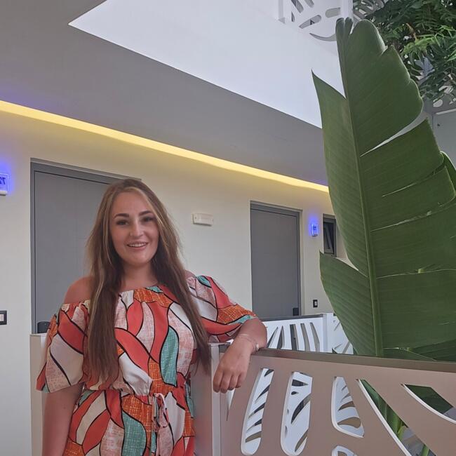 Babysitter in Bangor (Northern Ireland): Sarah