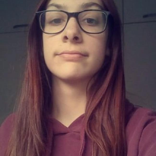 Bredene的保母: Alyssa